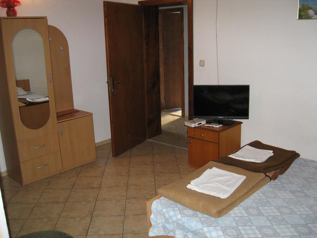 Apartmani Alex Beach Dojran Rum bild