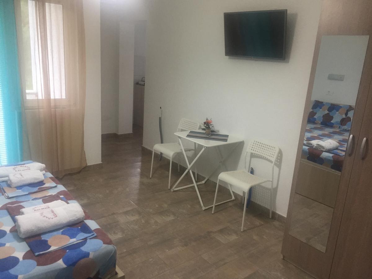 Apartmani Alex Beach Dojran Exteriör bild
