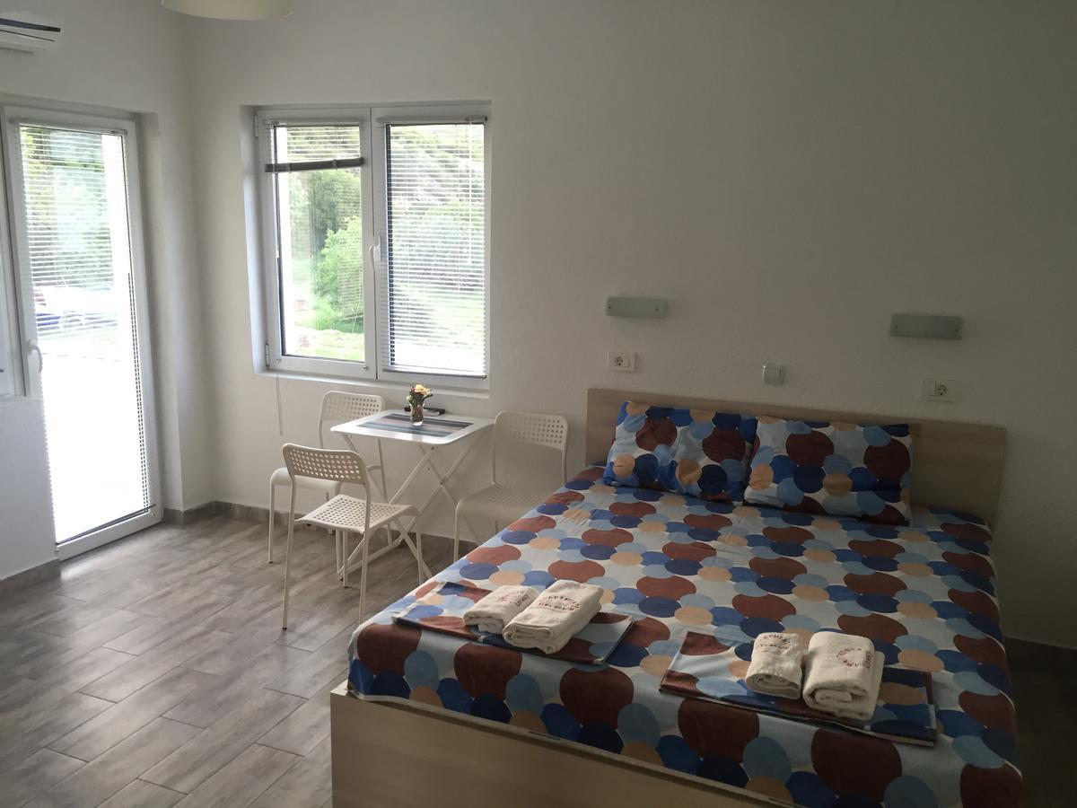Apartmani Alex Beach Dojran Exteriör bild