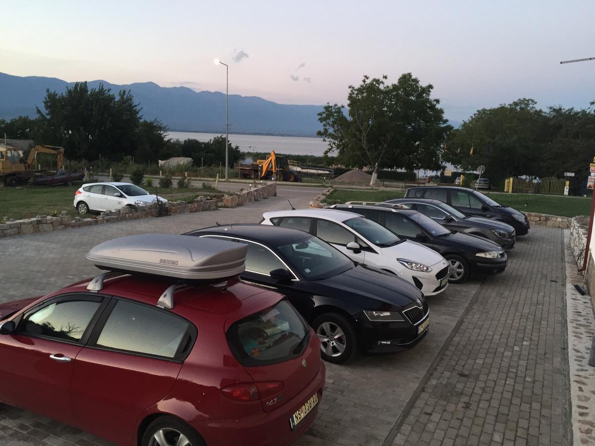 Apartmani Alex Beach Dojran Exteriör bild